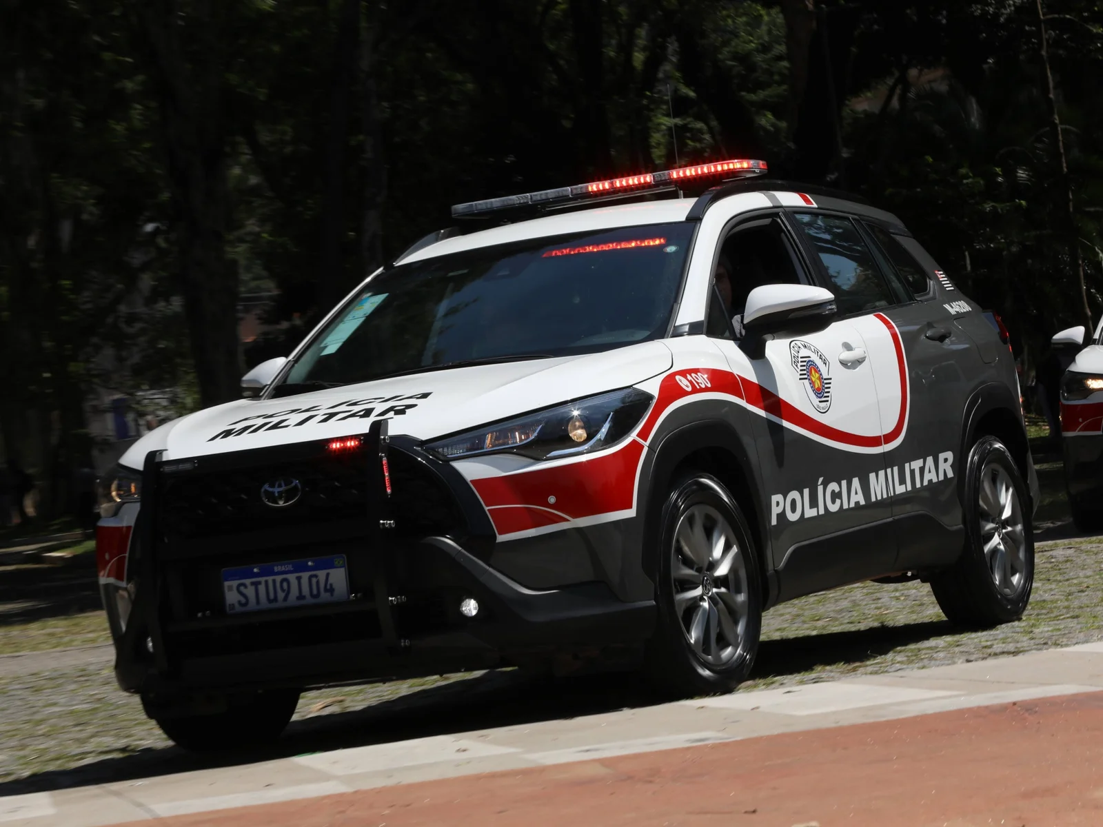 Mulher é presa após marido ser encontrado gravemente ferido a facadas em Caconde