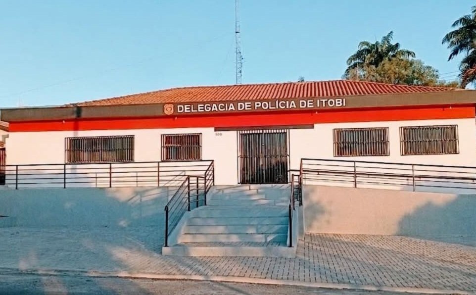 Homem é preso em flagrante após invadir casa e tentar violentar criança em Itobi